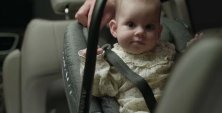 Instalación de una silla de coche infantil con sistema Isofix